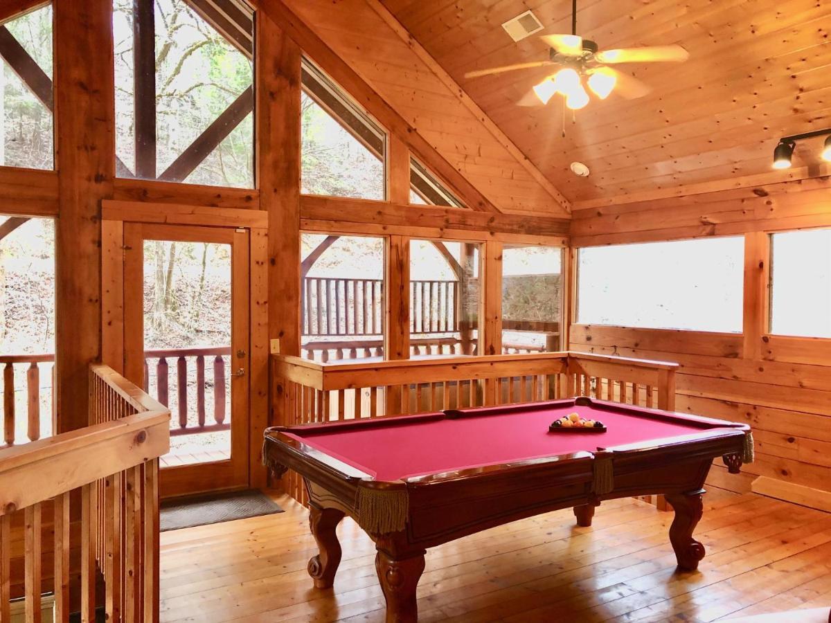 Smokey Max Cabin Pigeon Forge Extérieur photo