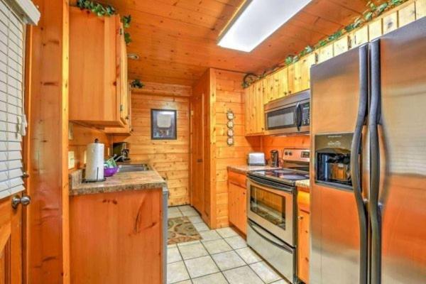 Smokey Max Cabin Pigeon Forge Extérieur photo